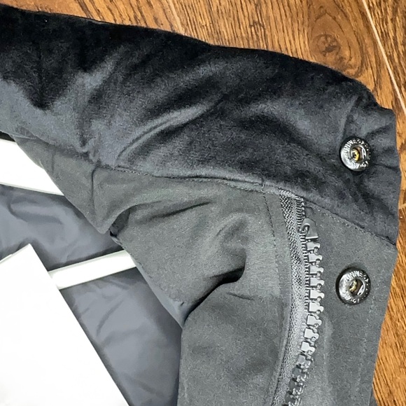Canada goose jacket Size: XL BRAND NEW LIQUIDATION - Picture 8 of 11